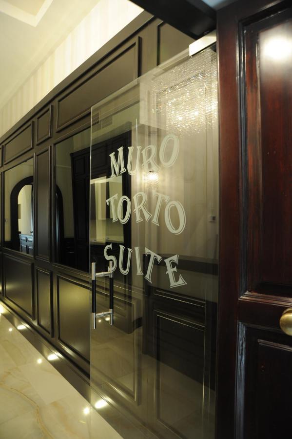 Muro Torto Suite - Struttura Sanificata Giornalmente Con Ozono E Prodotti Specifici Conformi Al Decalogo Del Ministero Salute - Personale Sottoposto A Test Sierologico Periodicamente Foggia Zewnętrze zdjęcie